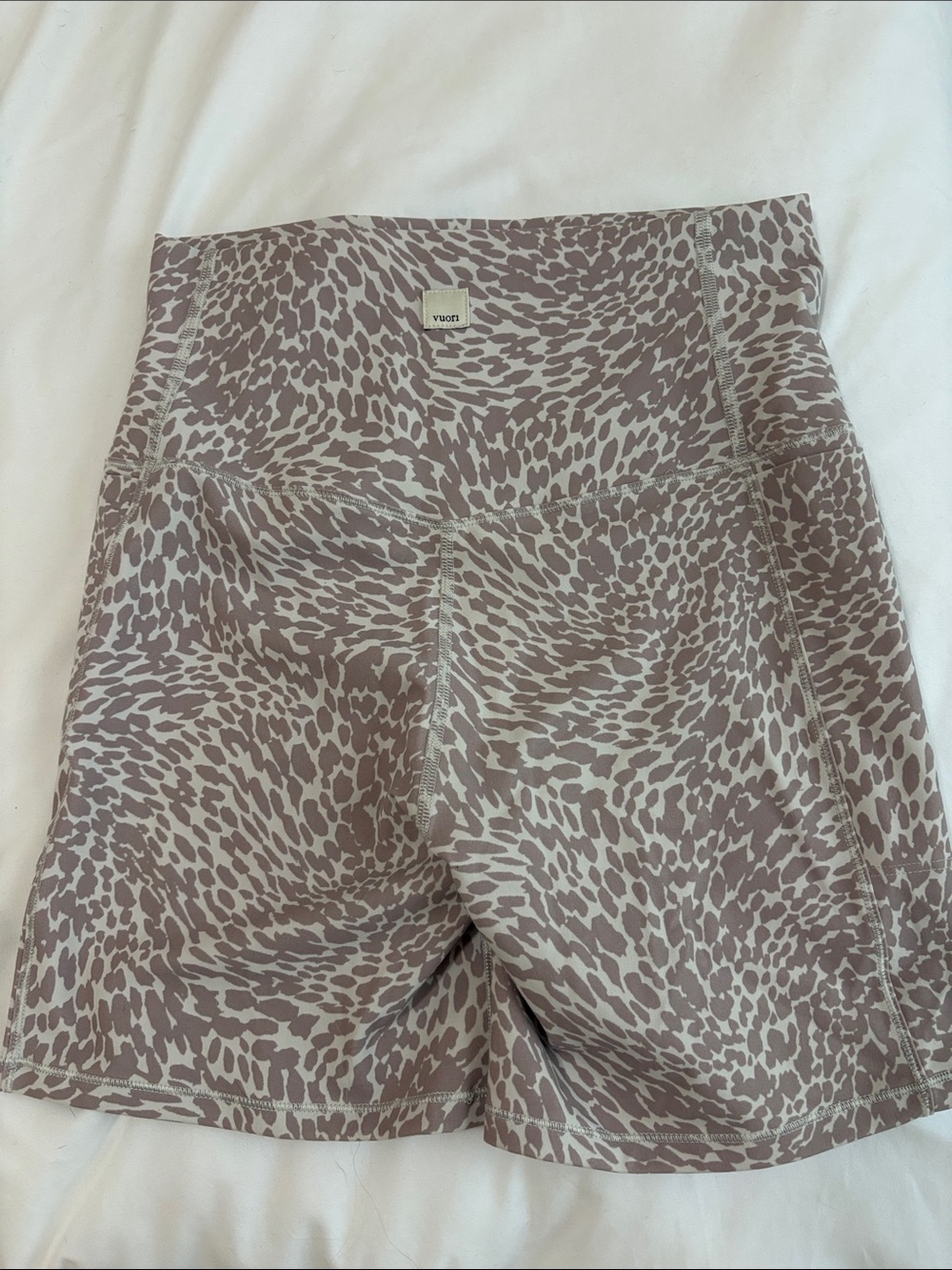 Vuori High-Waist Animal Print Shorts — Taupe & White - Picture 2 of 2